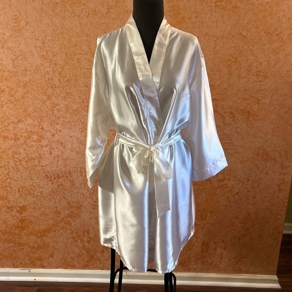 My WED STYLE Bride Robe size Regular - Picture 1 of 8